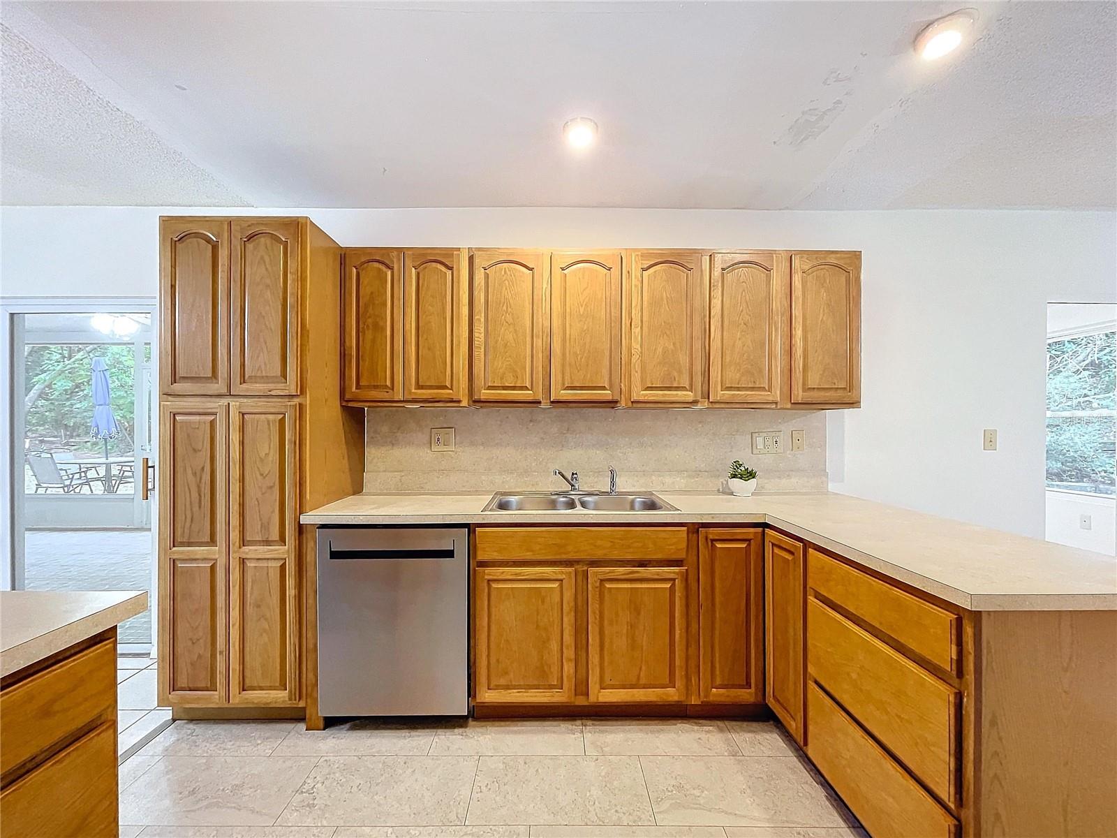 11015 ROLLINGWOOD DR, PORT RICHEY, FL, 34668