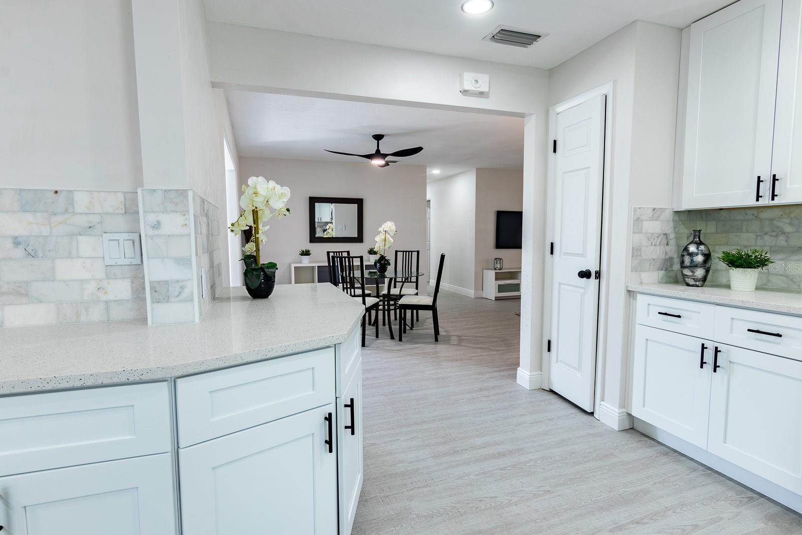 3188 BAY ST, SARASOTA, FL, 34237