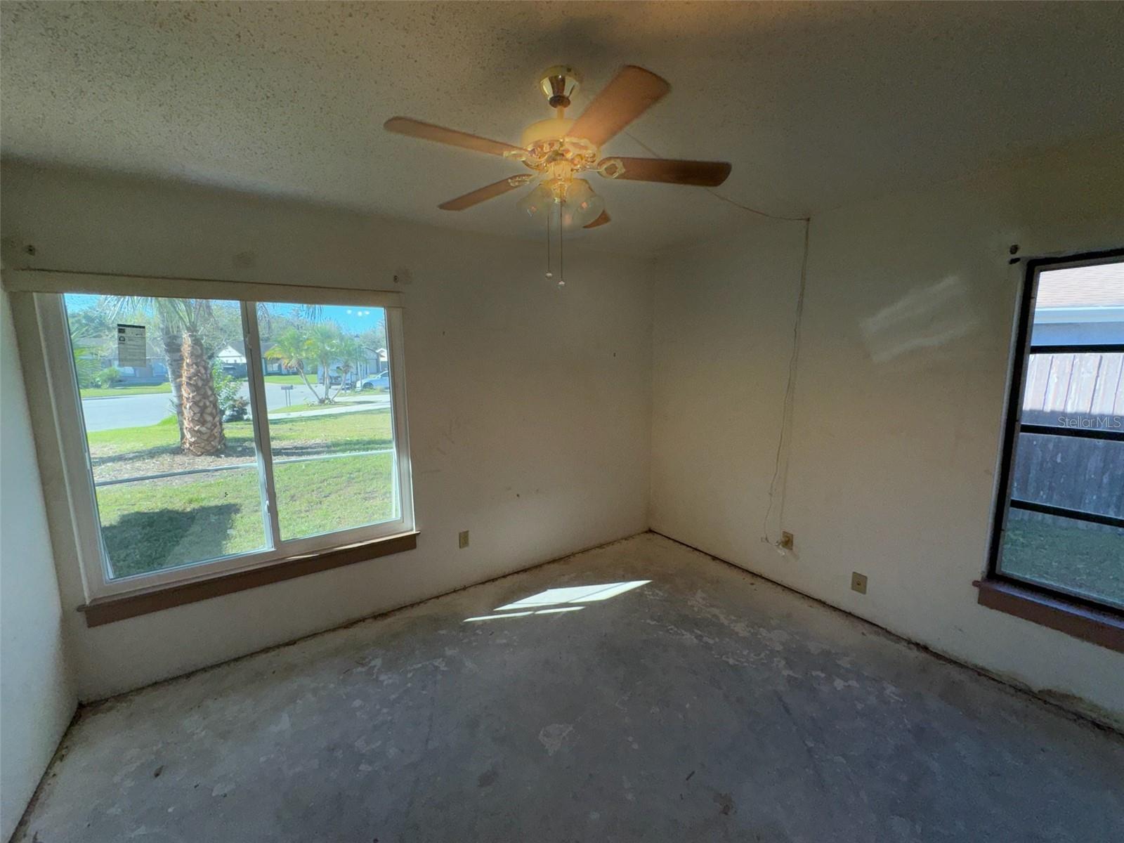 857 E FLAG LN, KISSIMMEE, FL, 34759