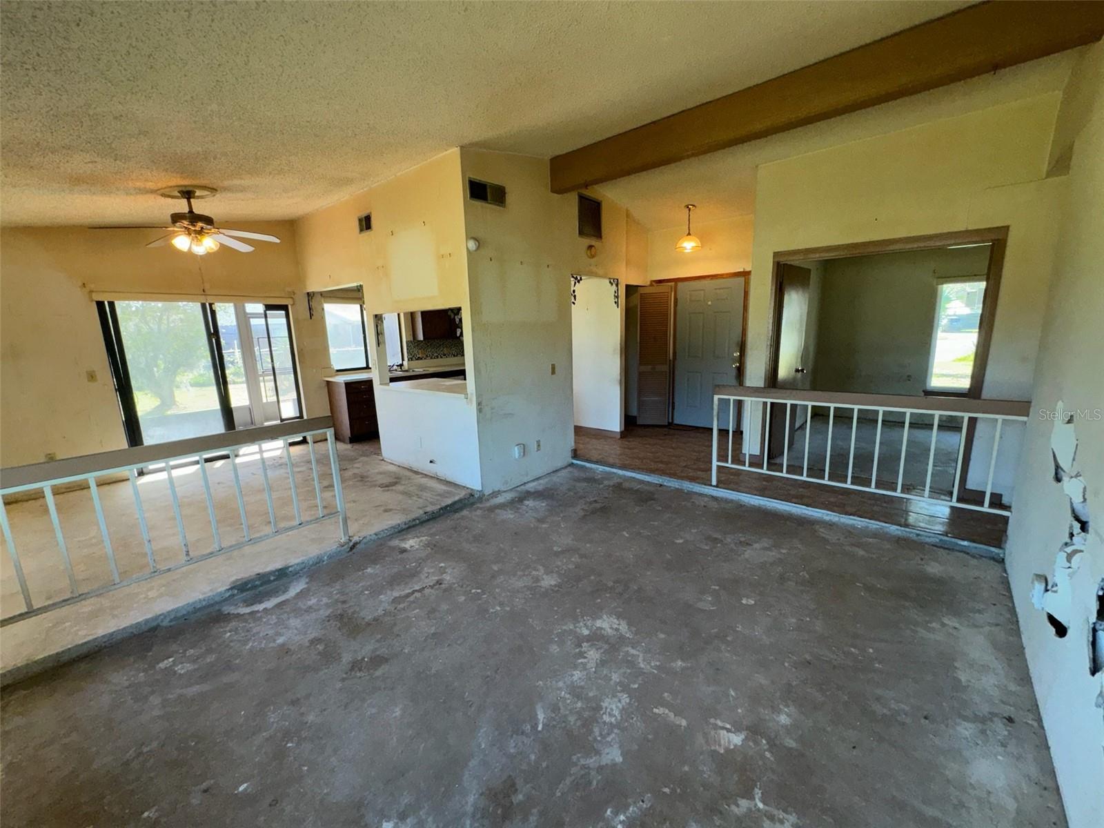 857 E FLAG LN, KISSIMMEE, FL, 34759