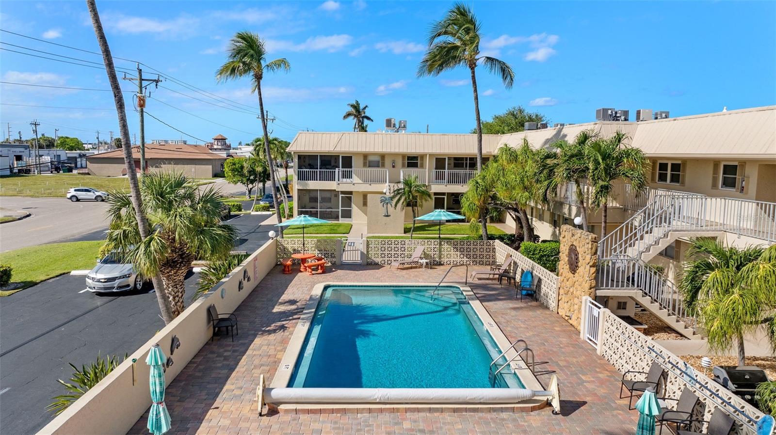 909 SE 46TH LN #202, CAPE CORAL, FL, 33904