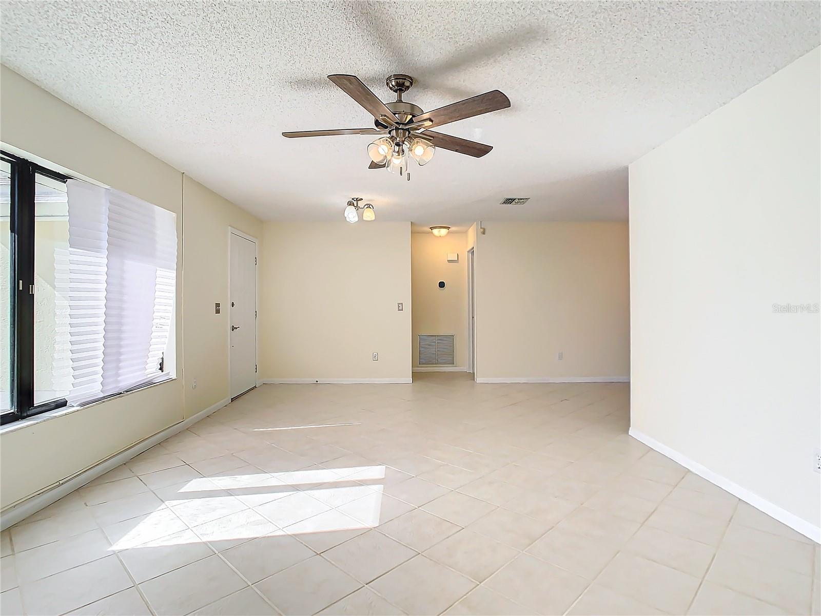 622 N GOODRICH DR, DELTONA, FL, 32725