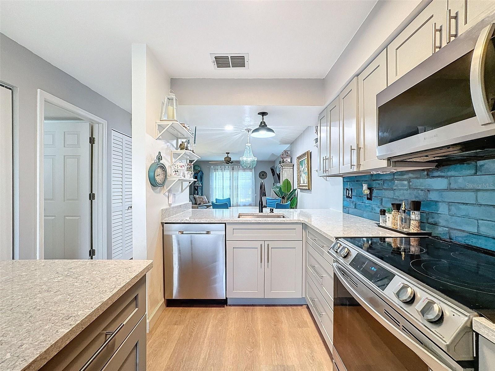 6334 SPRING FLOWER DR #15, NEW PORT RICHEY, FL, 34653