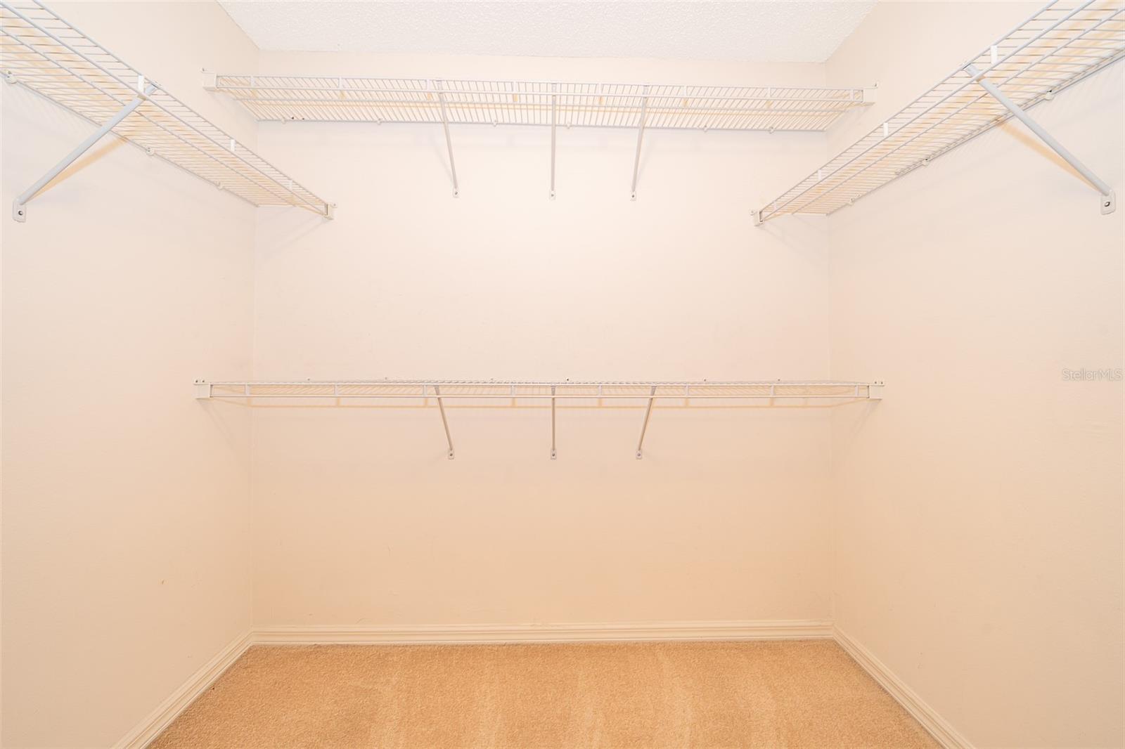 516 YELLOW TAIL PL, CHULUOTA, FL, 32766