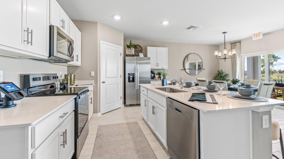 9572 TURTLE GRASS CIR, PUNTA GORDA, FL, 33950