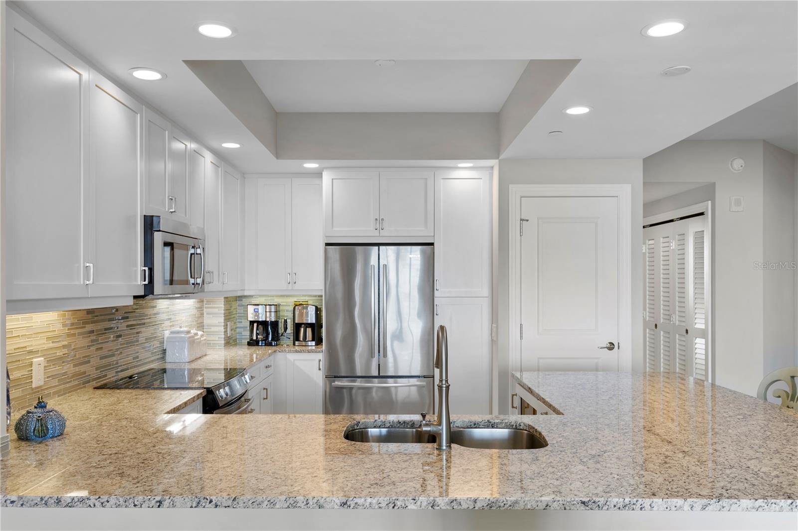 1325 SNELL ISLE BLVD NE #709, ST PETERSBURG, FL, 33704