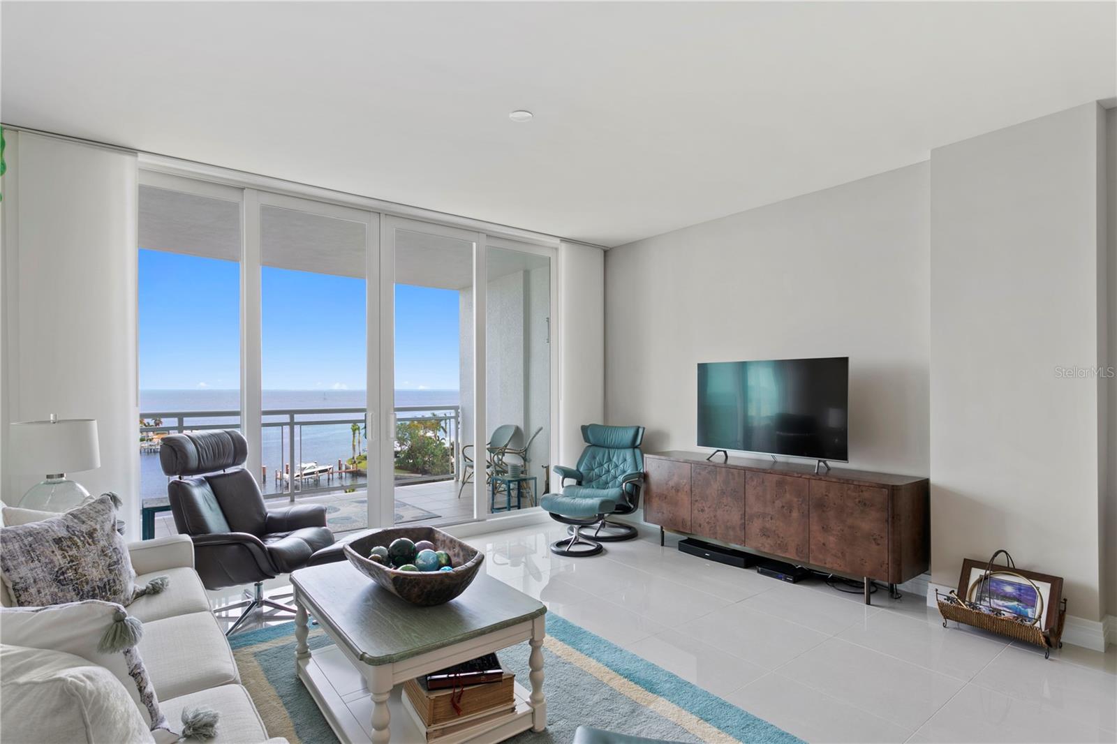 1325 SNELL ISLE BLVD NE #709, ST PETERSBURG, FL, 33704