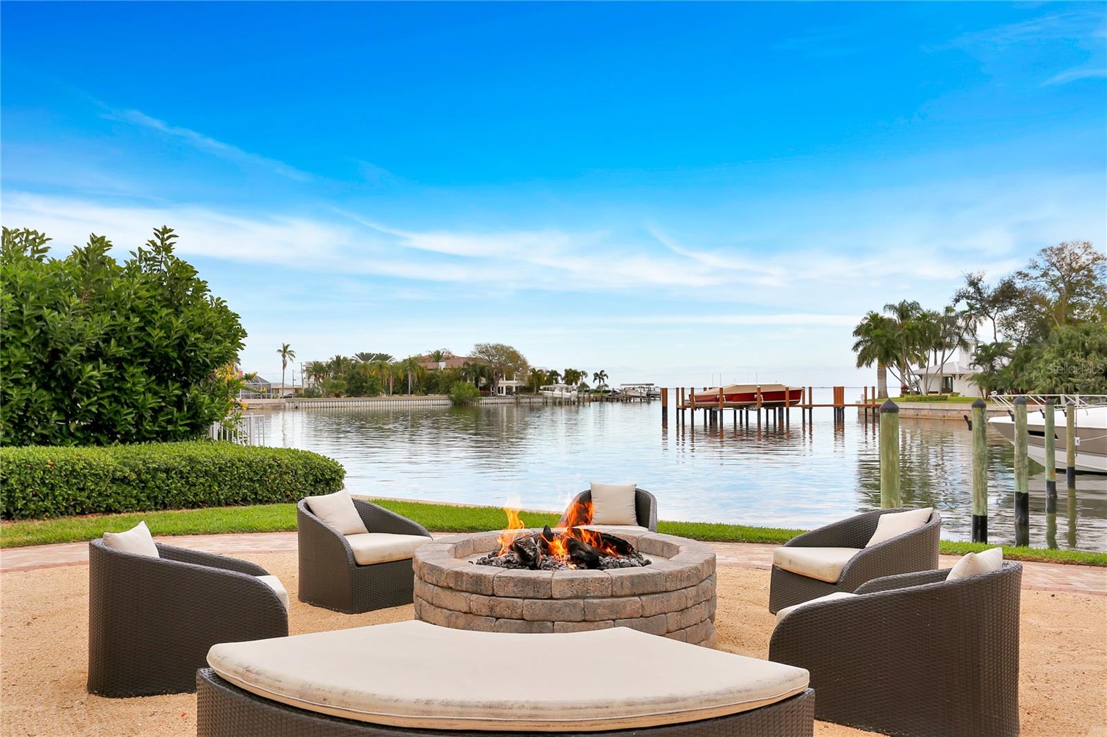 1325 SNELL ISLE BLVD NE #709, ST PETERSBURG, FL, 33704