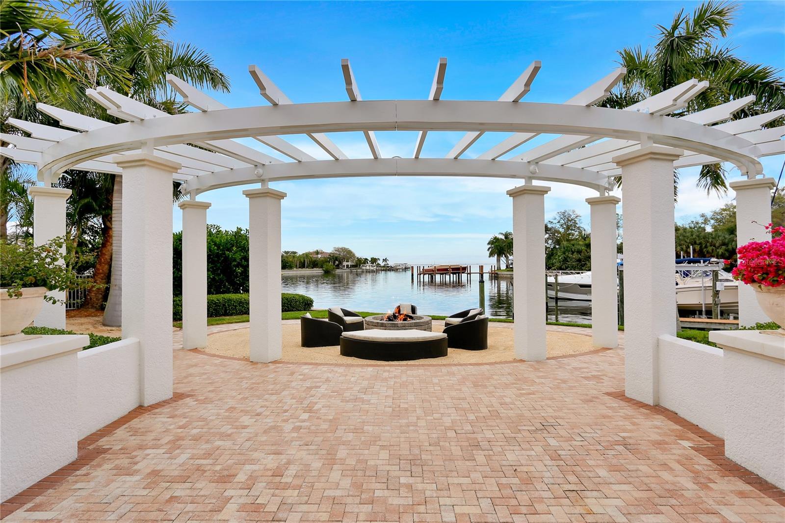 1325 SNELL ISLE BLVD NE #709, ST PETERSBURG, FL, 33704