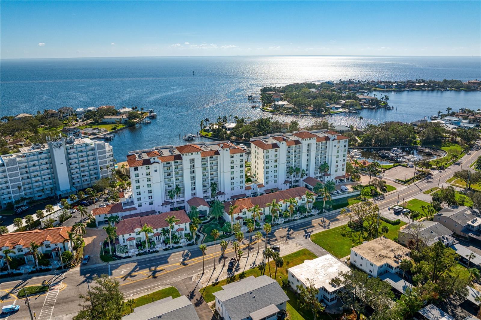 1325 SNELL ISLE BLVD NE #709, ST PETERSBURG, FL, 33704