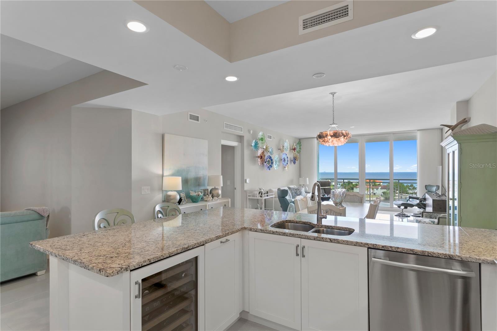 1325 SNELL ISLE BLVD NE #709, ST PETERSBURG, FL, 33704