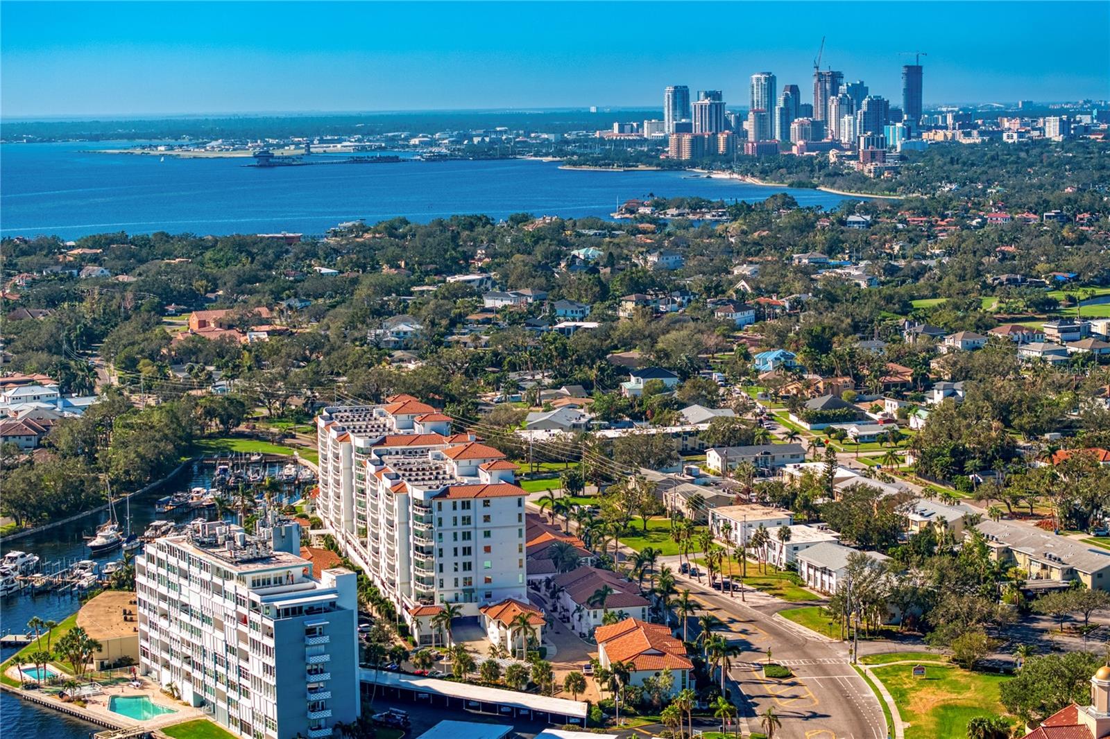 1325 SNELL ISLE BLVD NE #709, ST PETERSBURG, FL, 33704