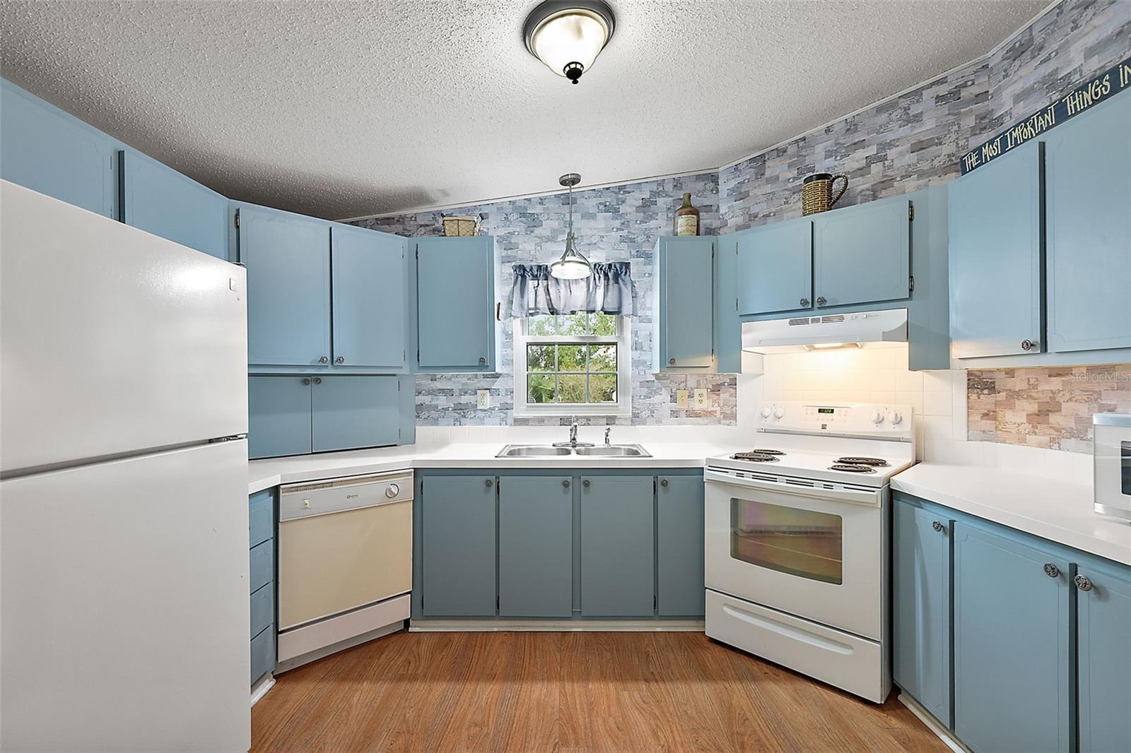 1619 MYRTLE BEACH DR, THE VILLAGES, FL, 32159