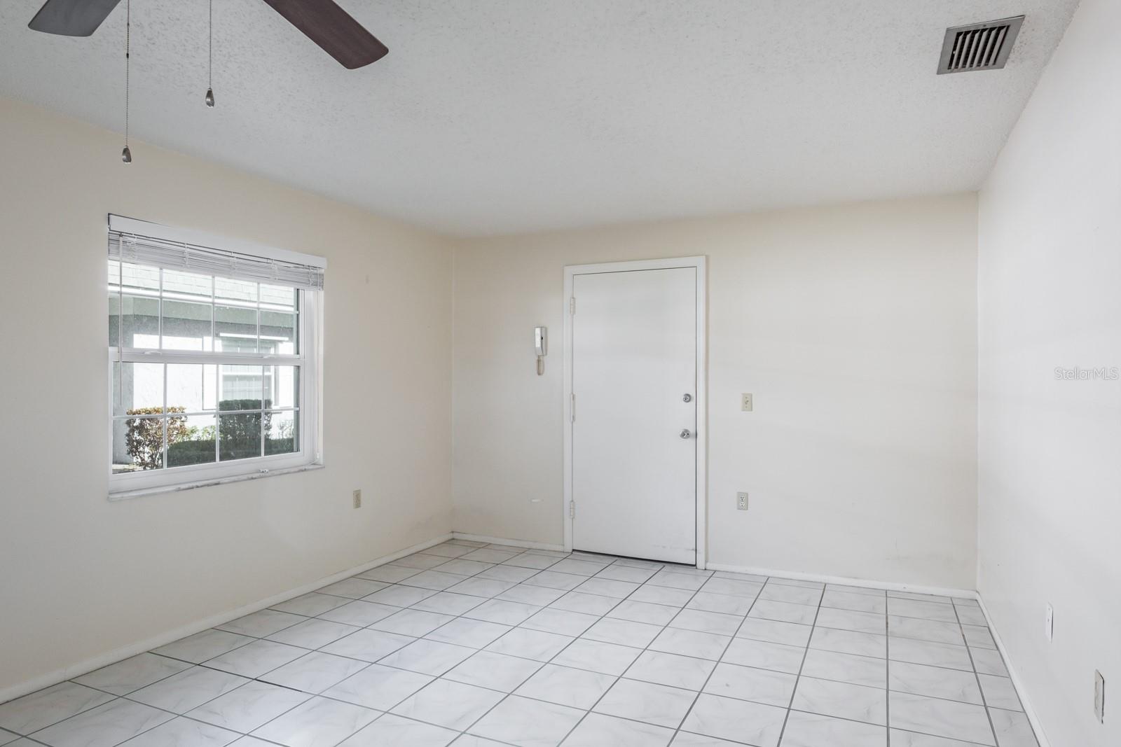 1727 BELLEAIR FOREST DR #B, BELLEAIR, FL, 33756