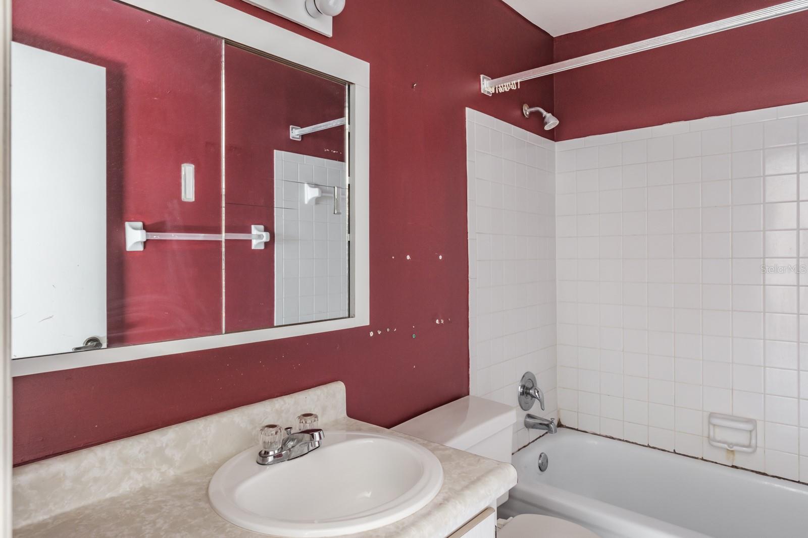 1727 BELLEAIR FOREST DR #B, BELLEAIR, FL, 33756