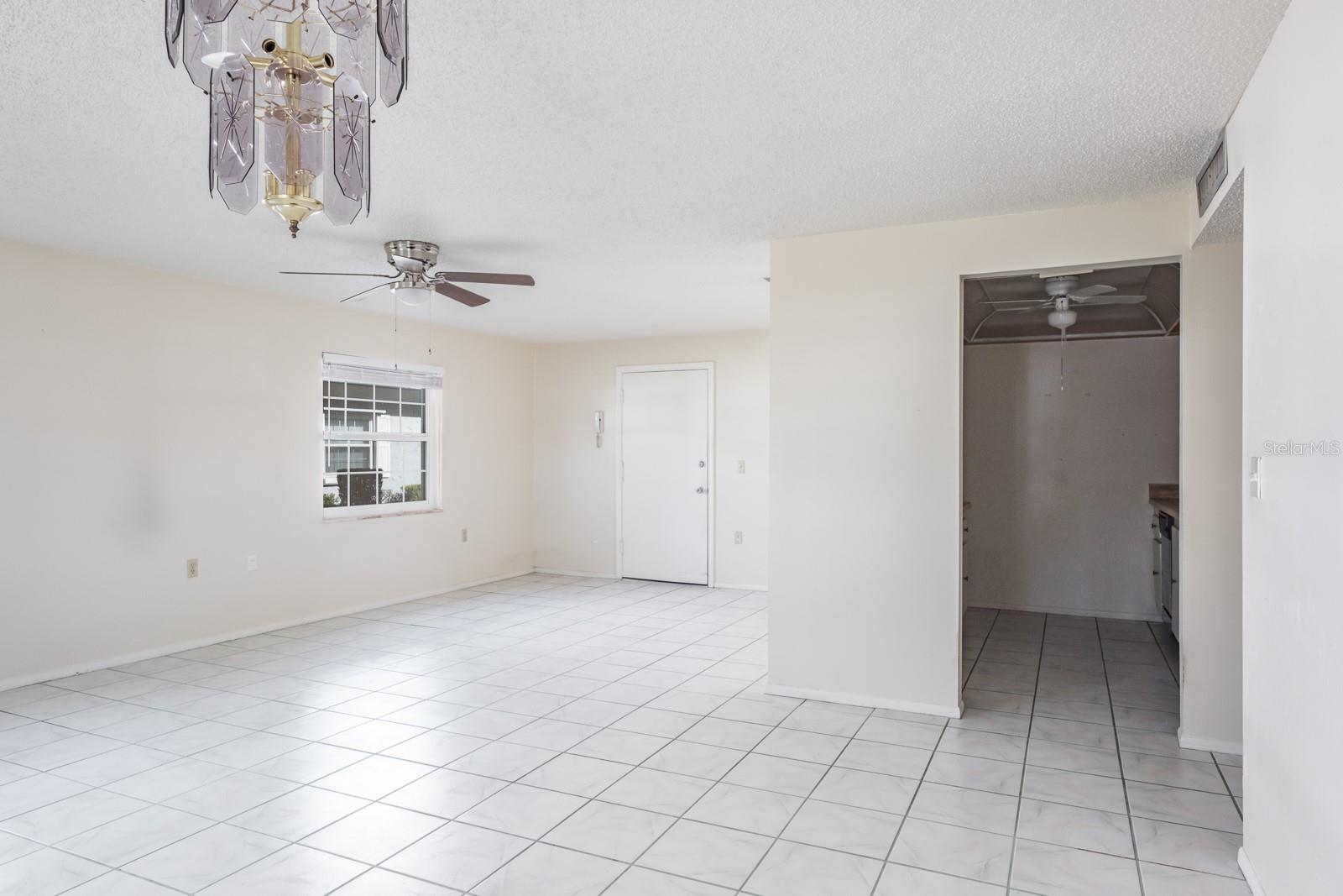 1727 BELLEAIR FOREST DR #B, BELLEAIR, FL, 33756