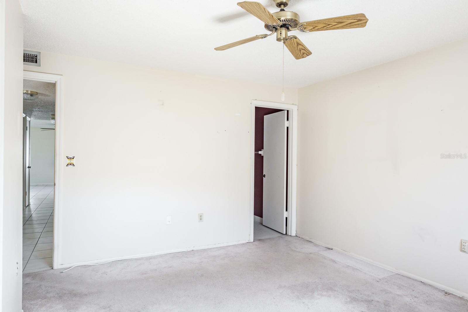1727 BELLEAIR FOREST DR #B, BELLEAIR, FL, 33756