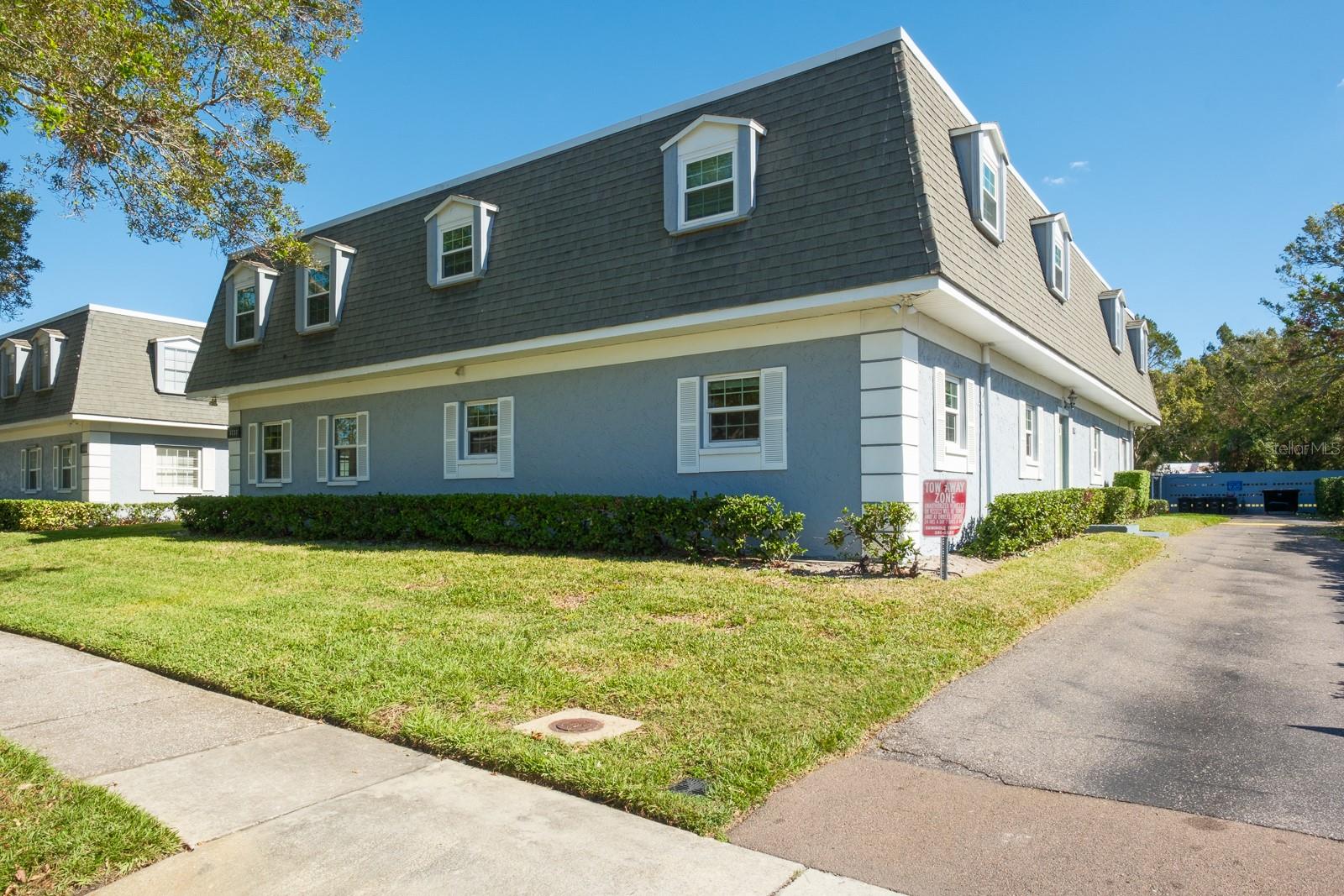 1727 BELLEAIR FOREST DR #B, BELLEAIR, FL, 33756