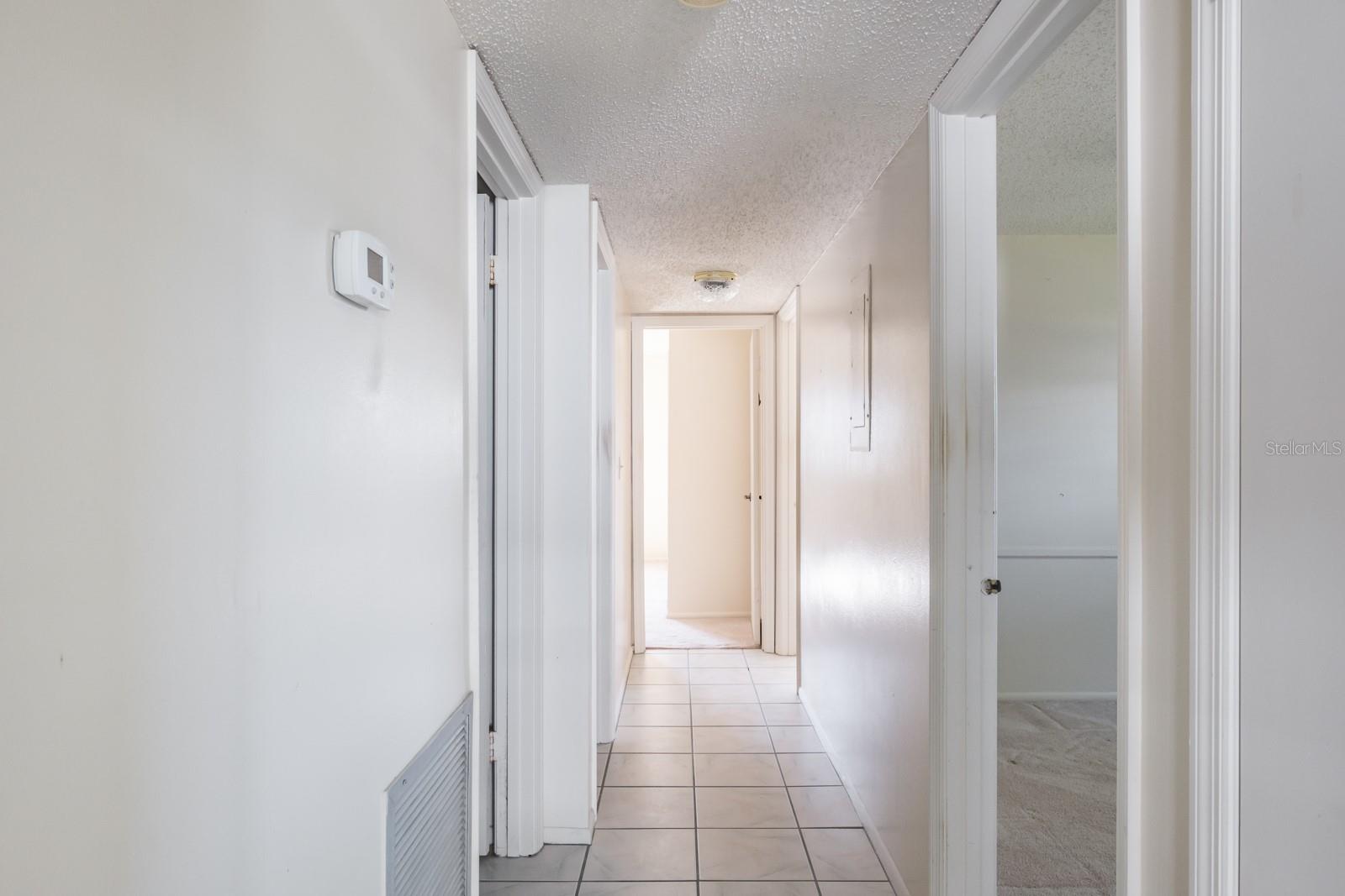 1727 BELLEAIR FOREST DR #B, BELLEAIR, FL, 33756