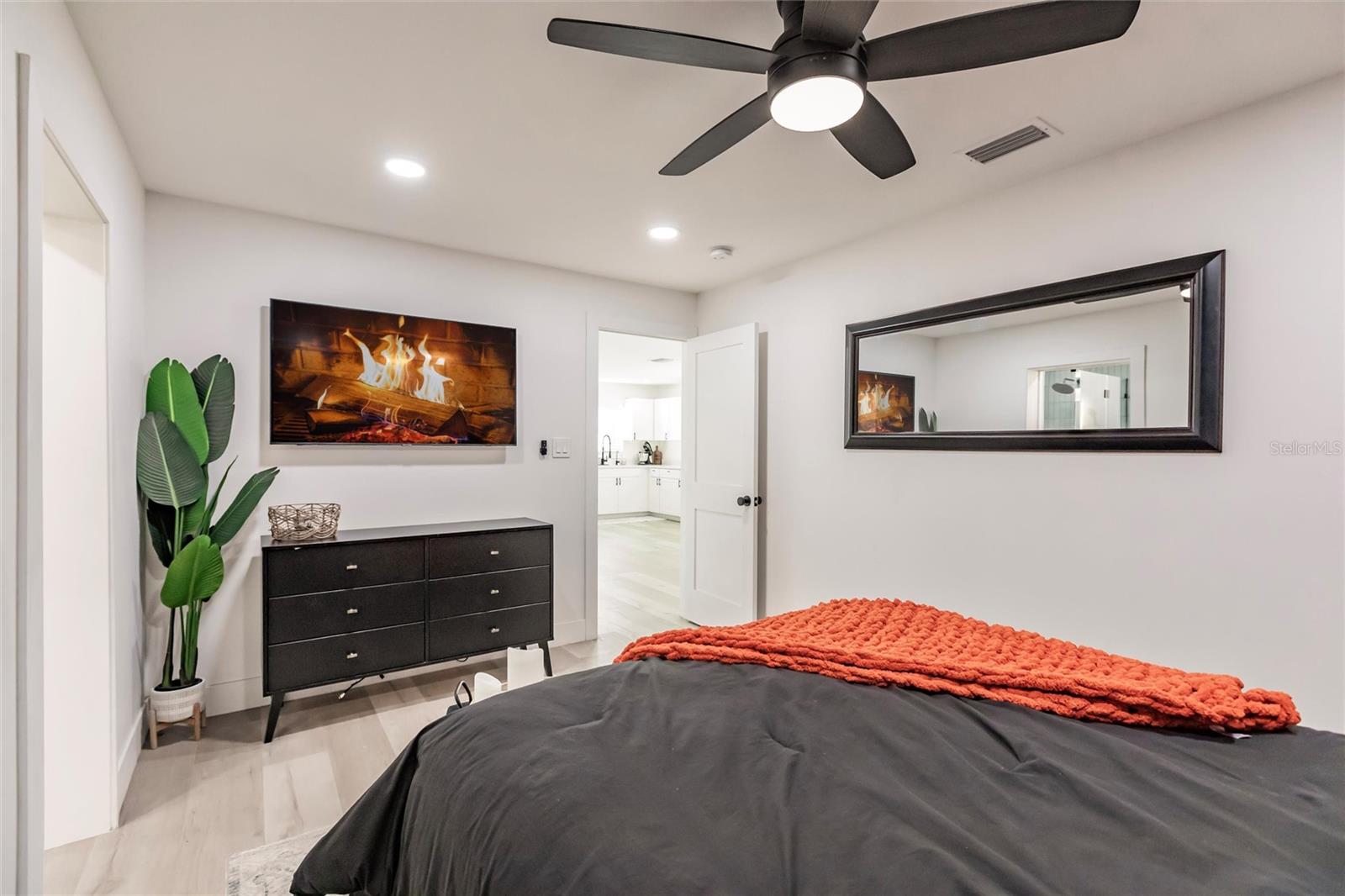 1010 ROBINHOOD DR, PUNTA GORDA, FL, 33982