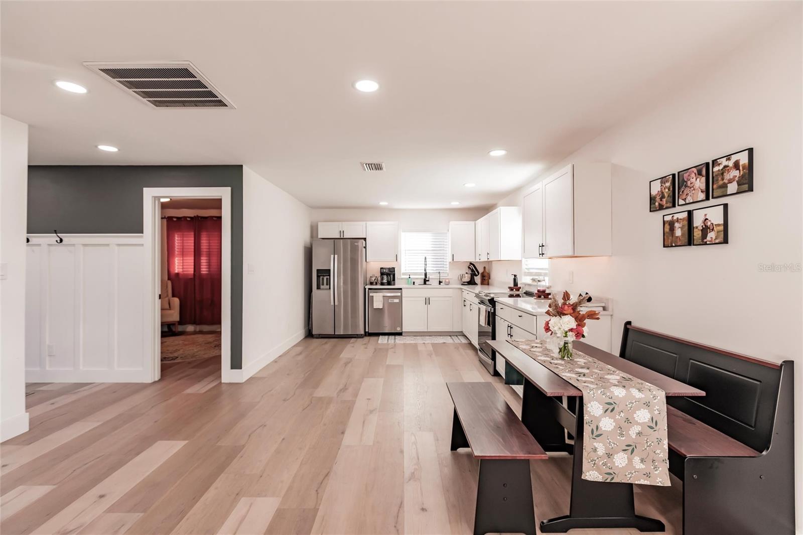 1010 ROBINHOOD DR, PUNTA GORDA, FL, 33982