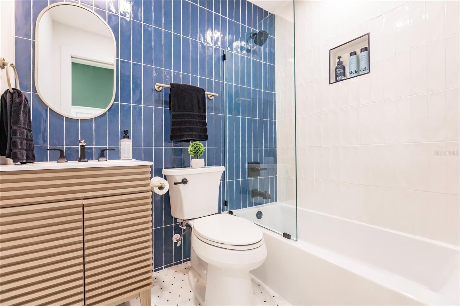 1010 ROBINHOOD DR, PUNTA GORDA, FL, 33982