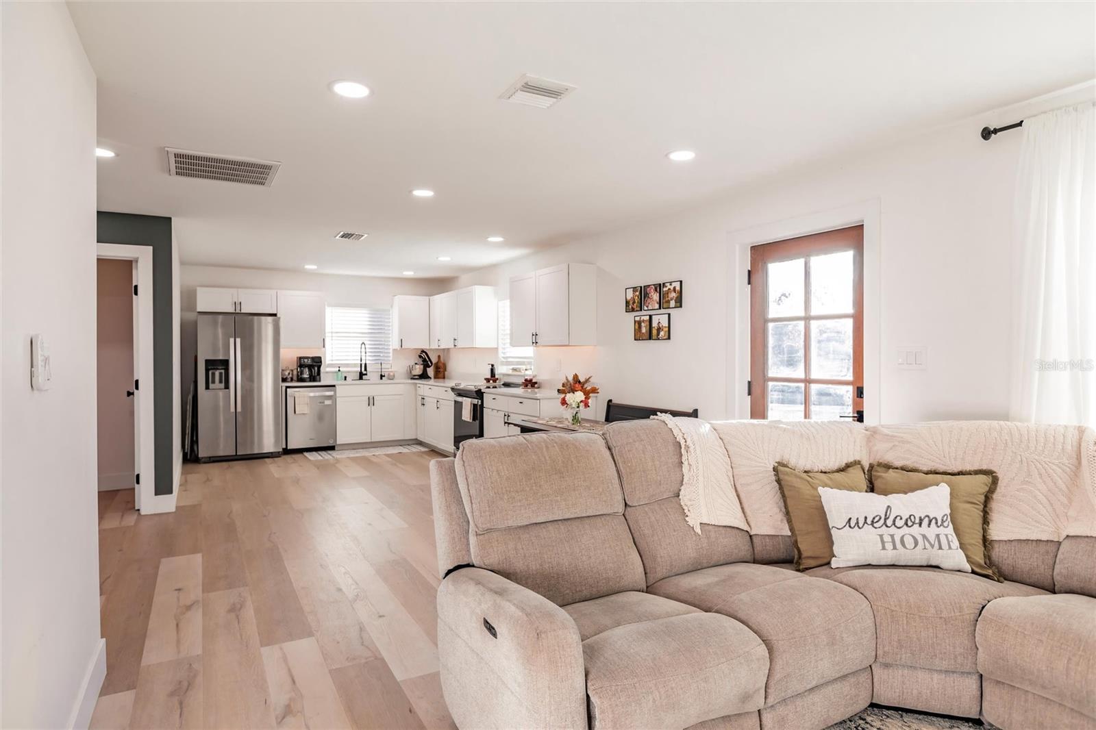 1010 ROBINHOOD DR, PUNTA GORDA, FL, 33982