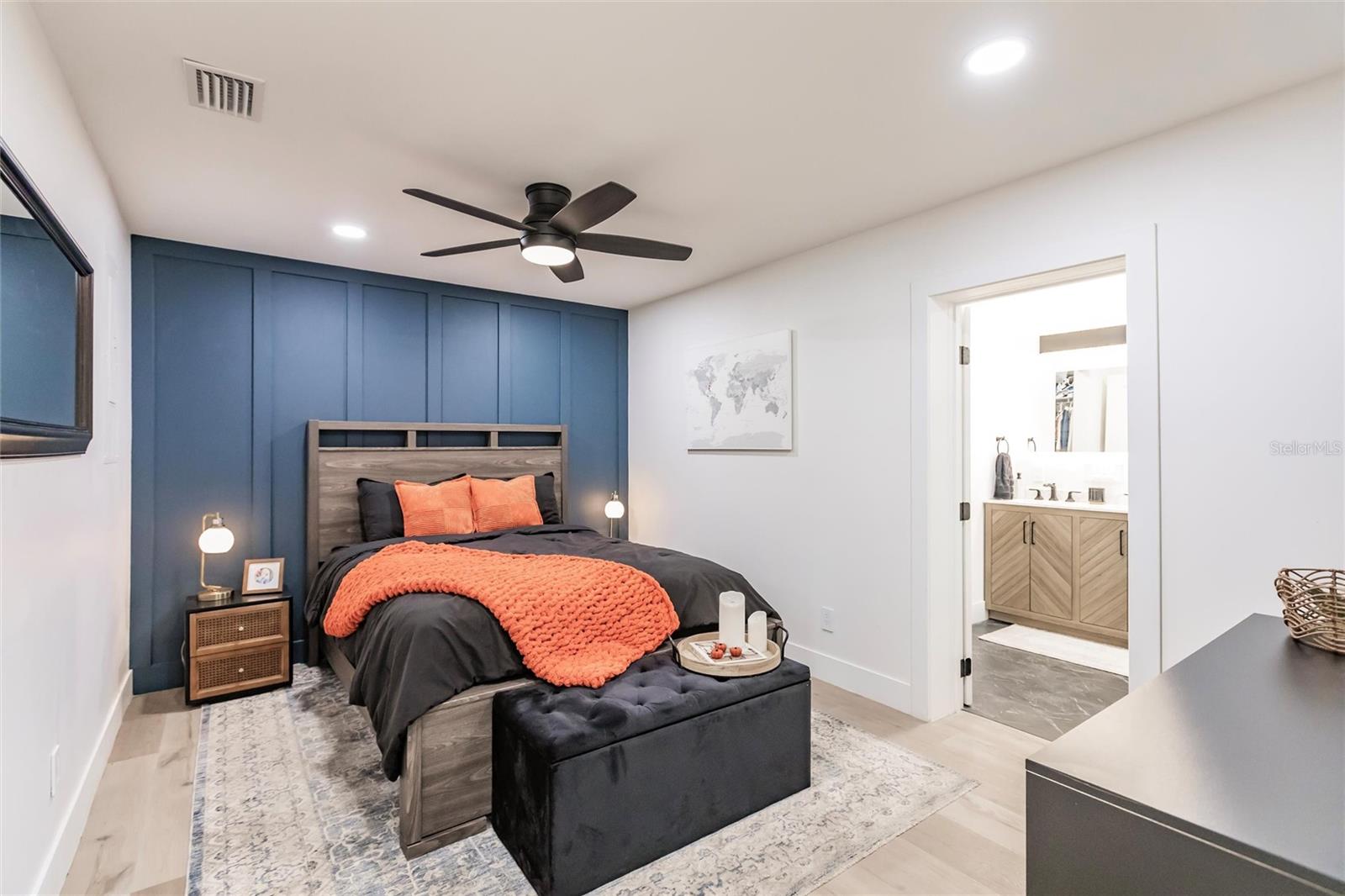 1010 ROBINHOOD DR, PUNTA GORDA, FL, 33982