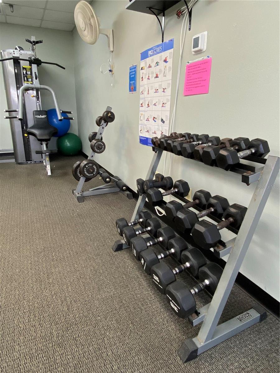 2205 69TH AVE W, BRADENTON, FL, 34207