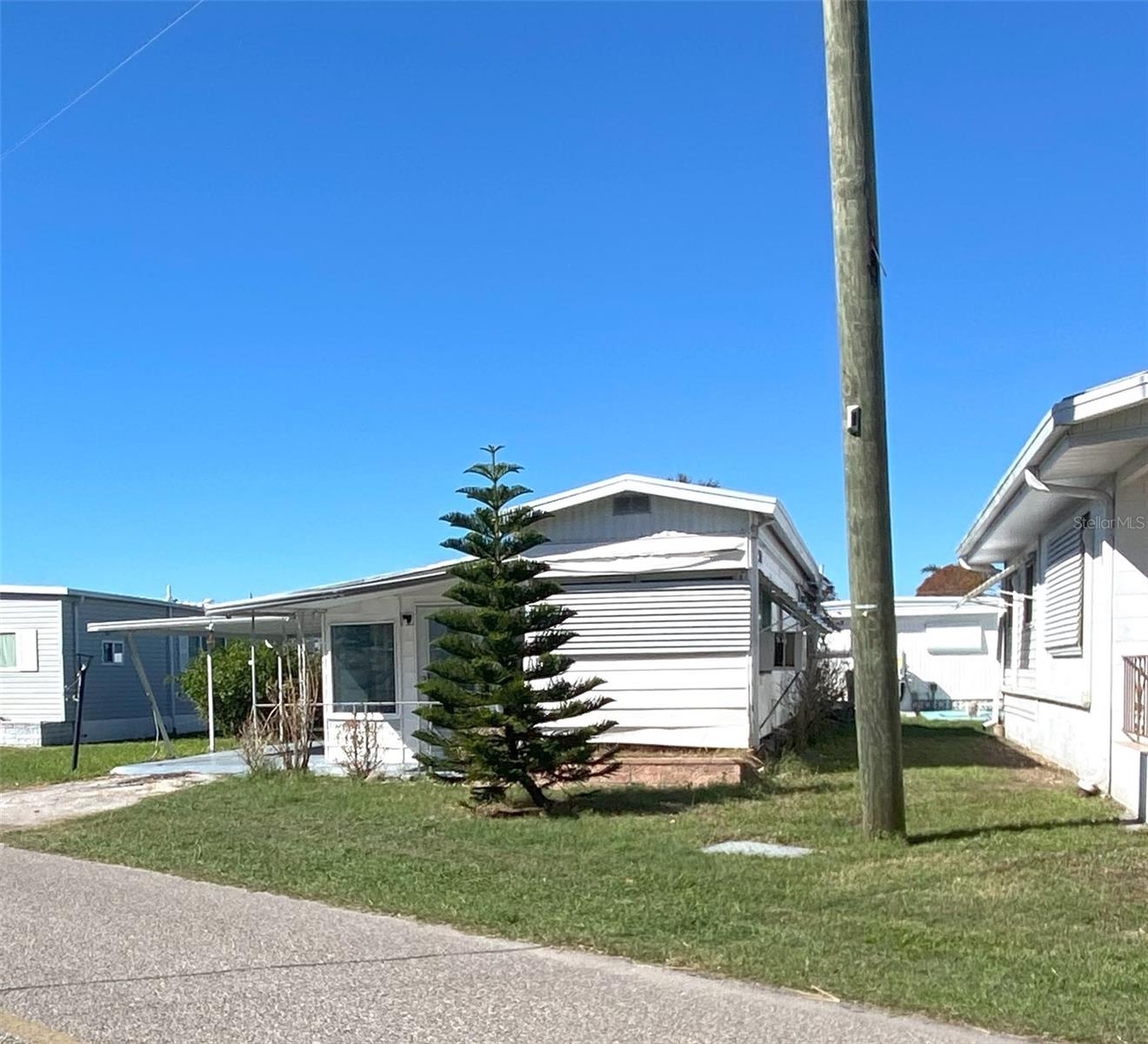 2205 69TH AVE W, BRADENTON, FL, 34207