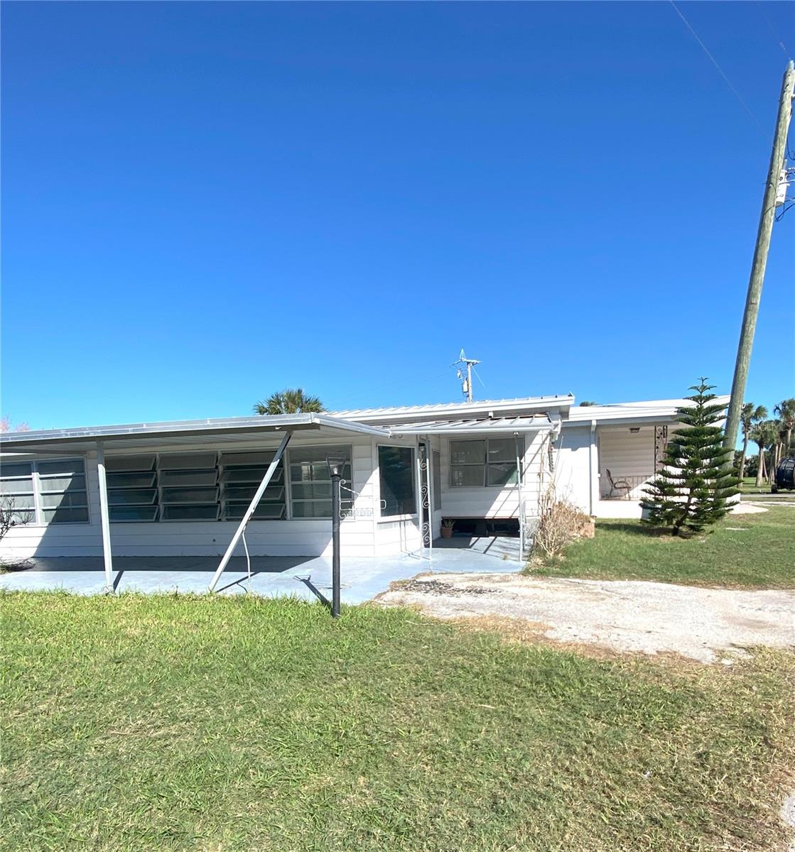 2205 69TH AVE W, BRADENTON, FL, 34207