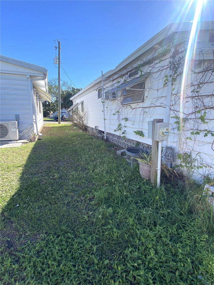 2205 69TH AVE W, BRADENTON, FL, 34207