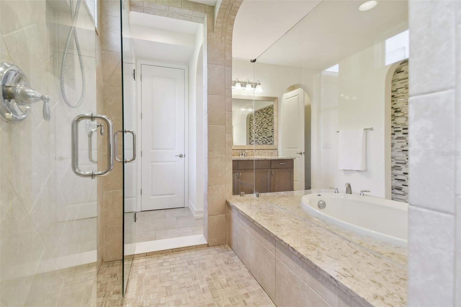4383 ORTONA LN, WESLEY CHAPEL, FL, 33543