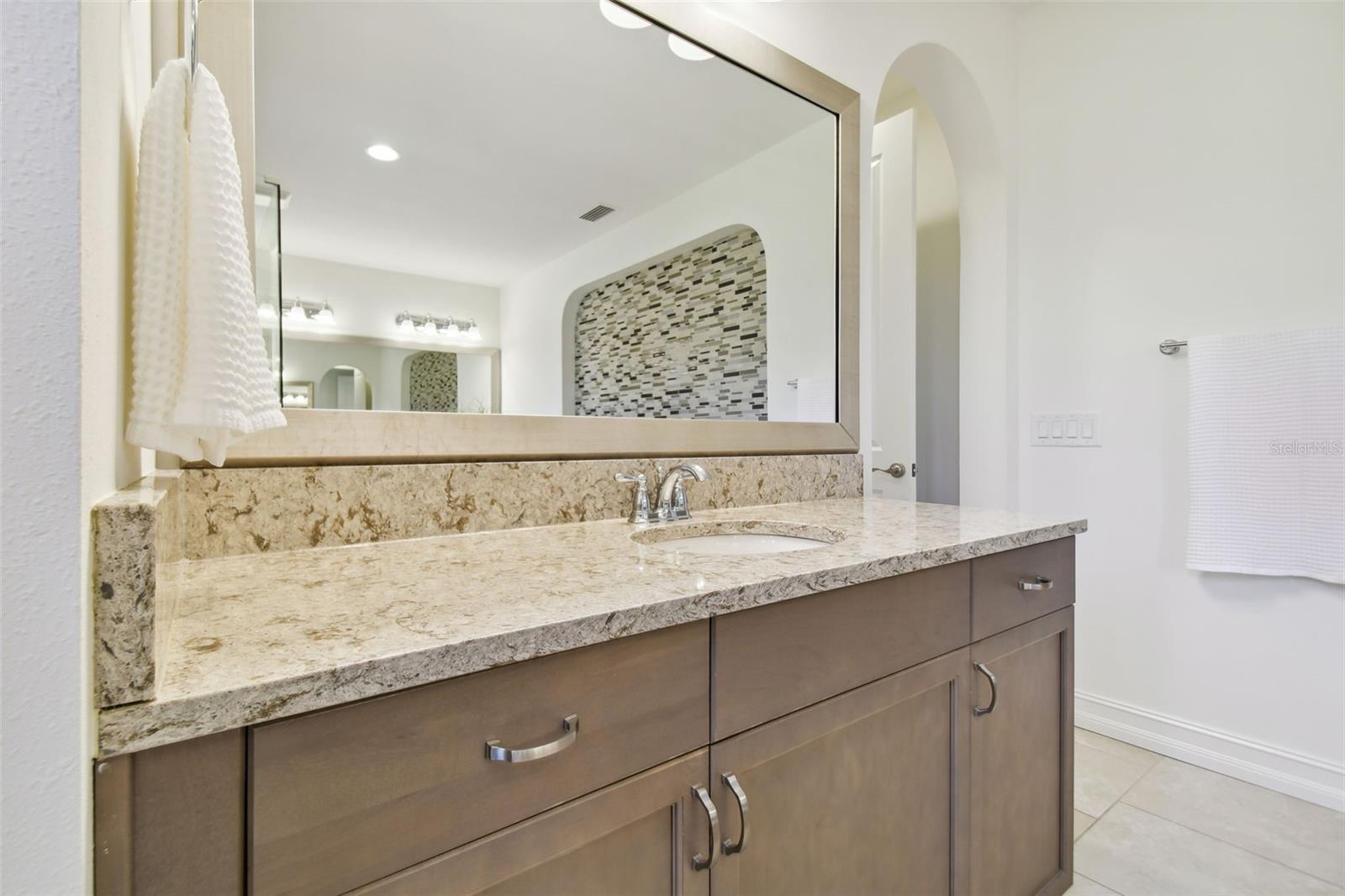 4383 ORTONA LN, WESLEY CHAPEL, FL, 33543