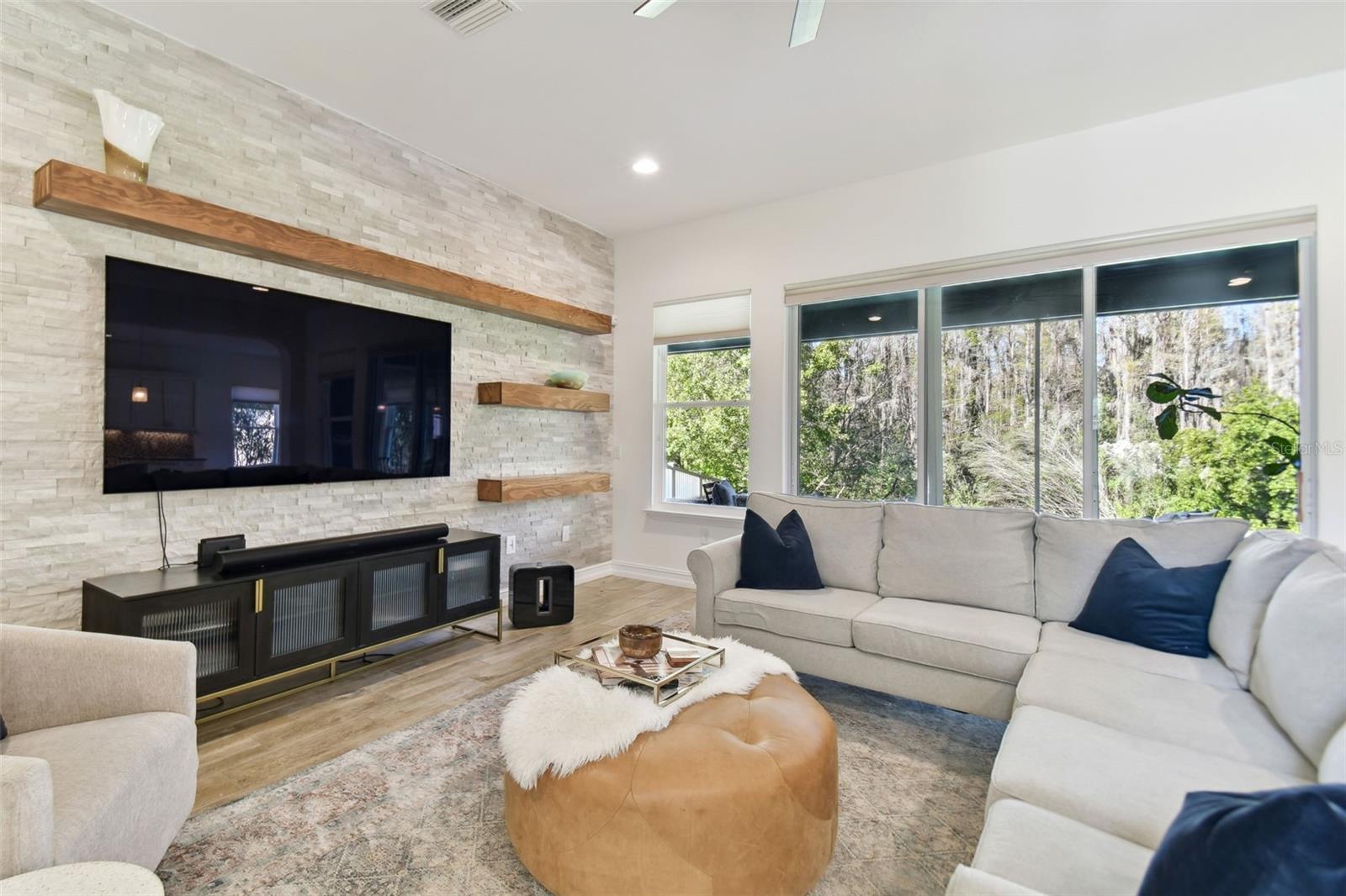 4383 ORTONA LN, WESLEY CHAPEL, FL, 33543
