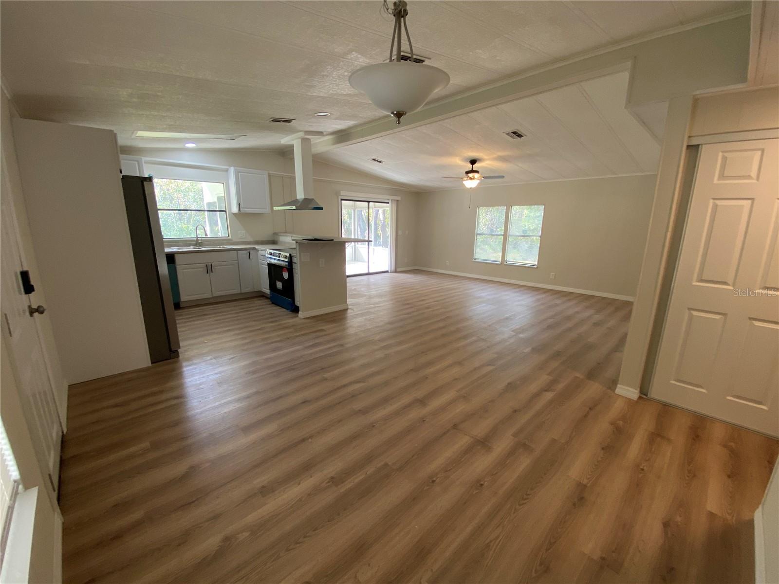 10040 JUNGLE ST, NEW PORT RICHEY, FL, 34654