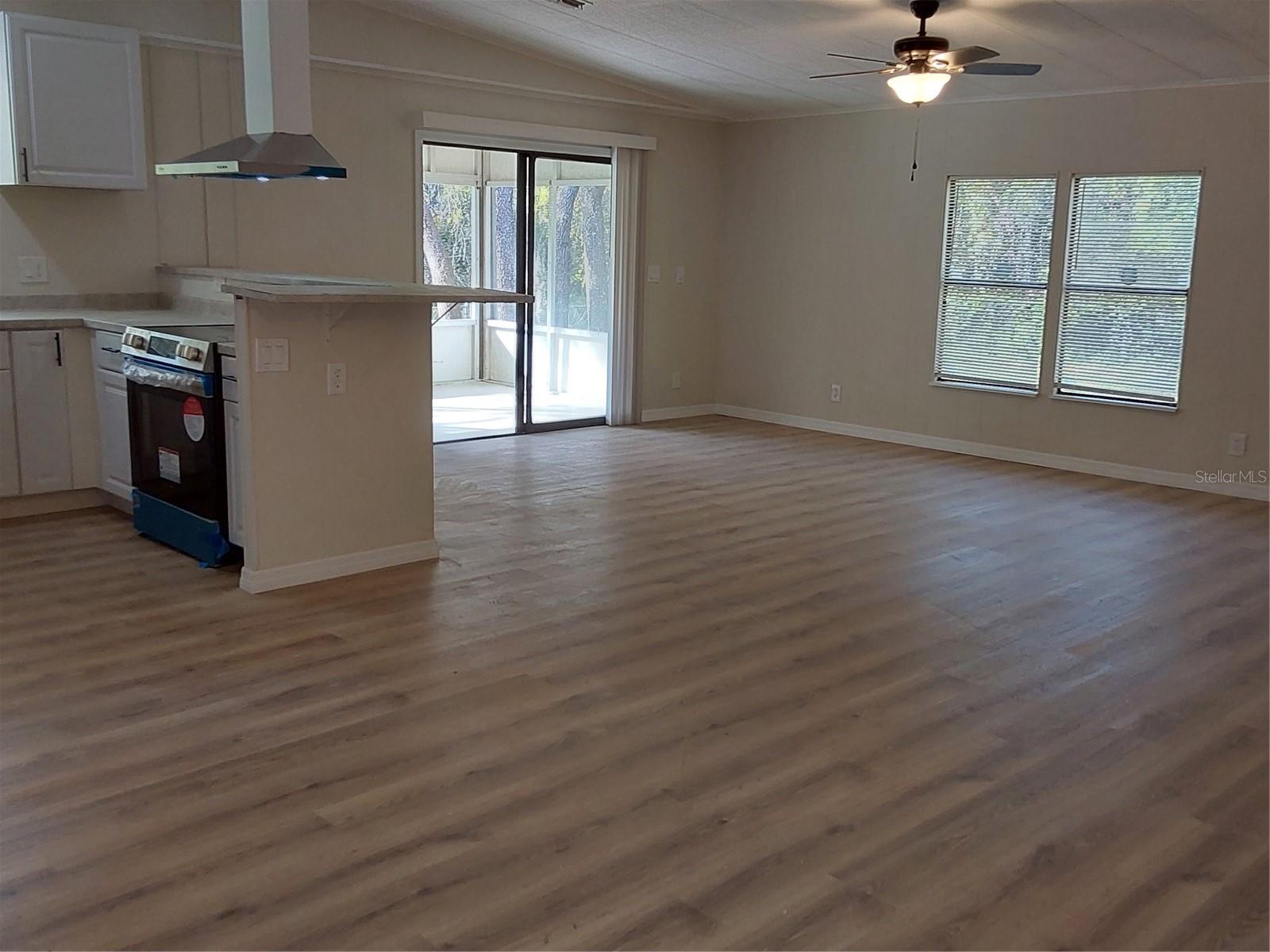 10040 JUNGLE ST, NEW PORT RICHEY, FL, 34654