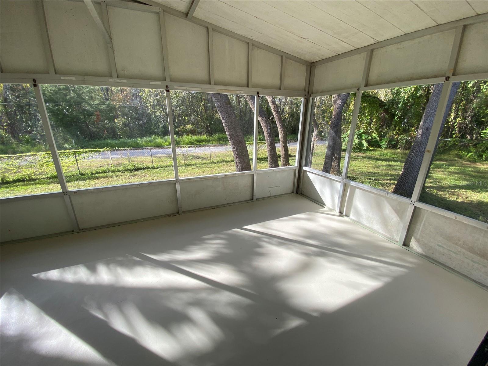 10040 JUNGLE ST, NEW PORT RICHEY, FL, 34654
