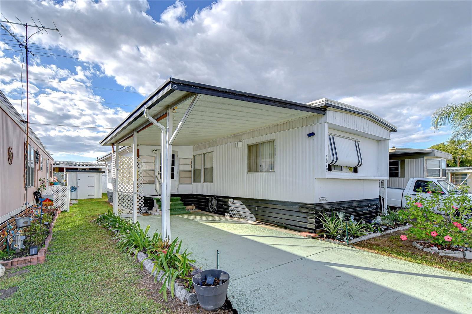 6049 MINERVA ST, ZEPHYRHILLS, FL, 33542