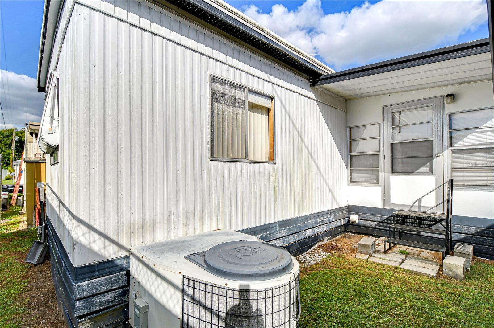 6049 MINERVA ST, ZEPHYRHILLS, FL, 33542