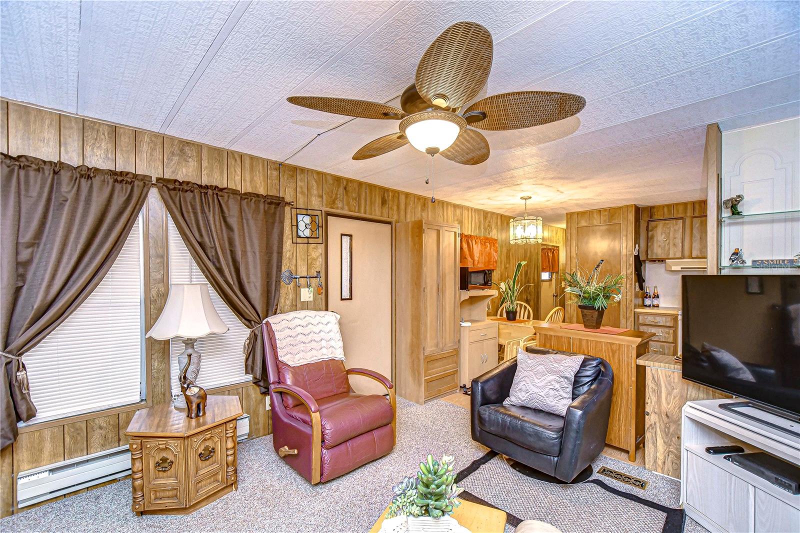 6049 MINERVA ST, ZEPHYRHILLS, FL, 33542