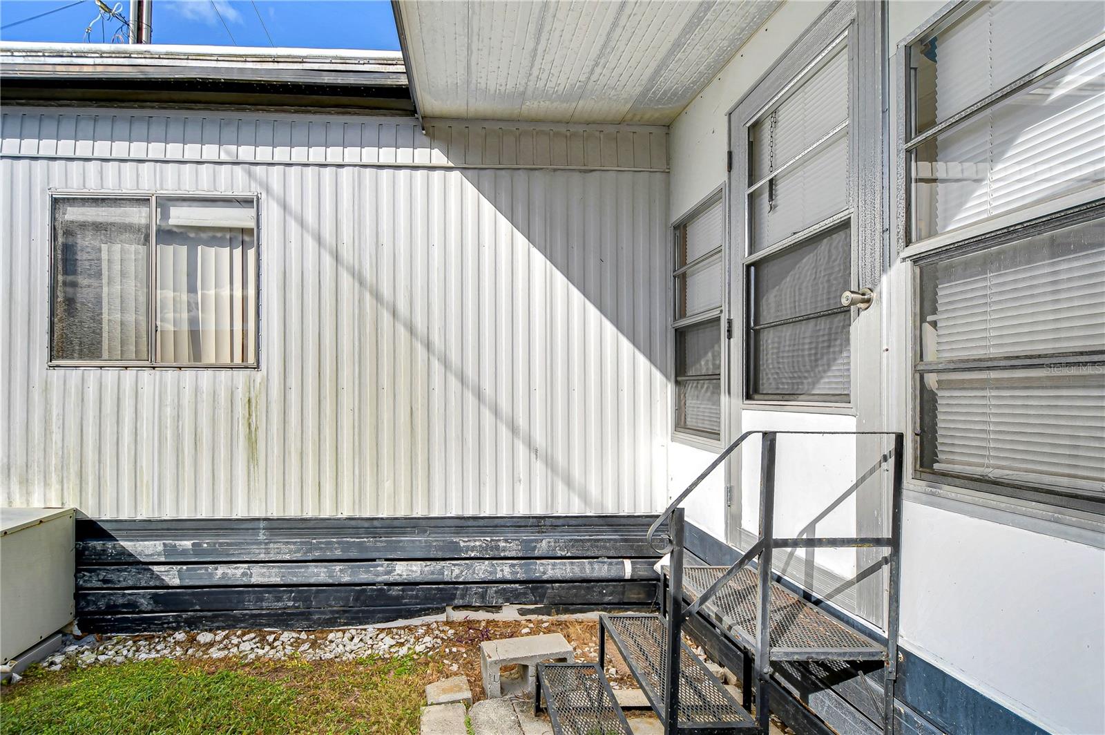 6049 MINERVA ST, ZEPHYRHILLS, FL, 33542
