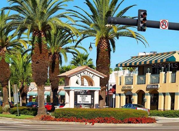 589 MISTIFLOWER CIR, NOKOMIS, FL, 34275