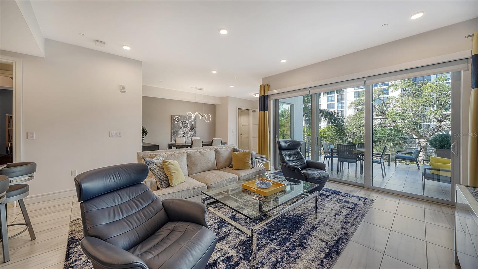 711 S PALM AVE #203, SARASOTA, FL, 34236