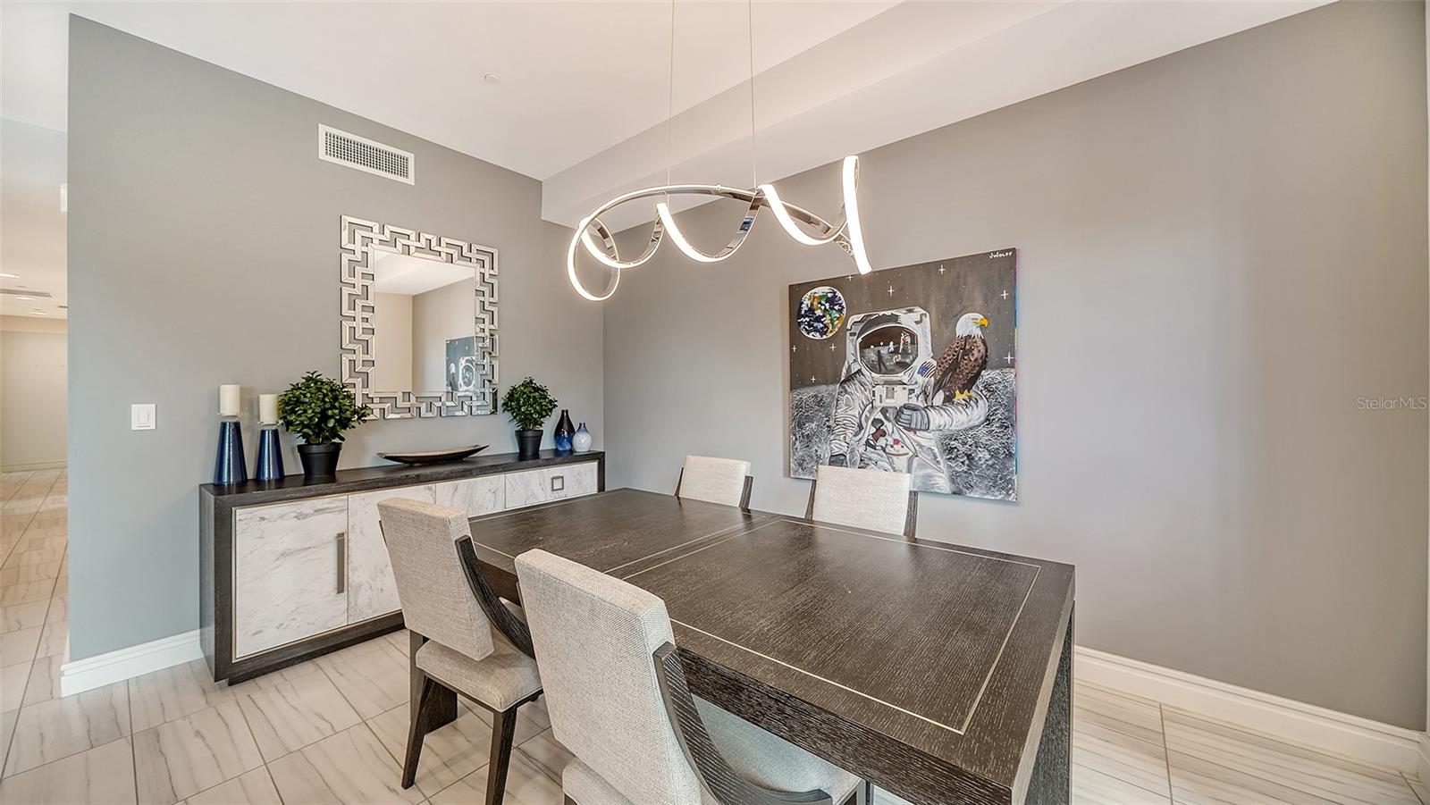 711 S PALM AVE #203, SARASOTA, FL, 34236
