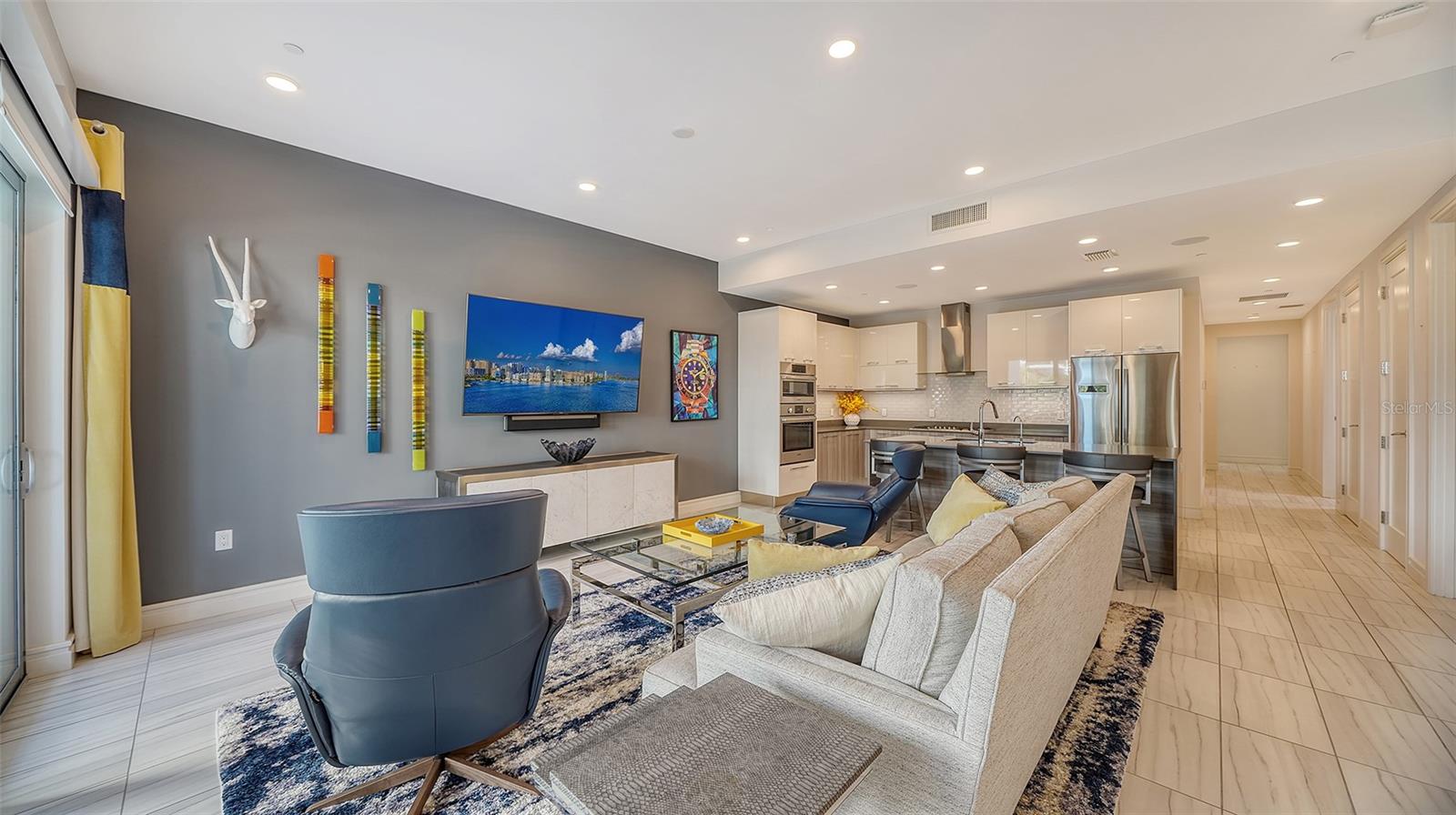 711 S PALM AVE #203, SARASOTA, FL, 34236