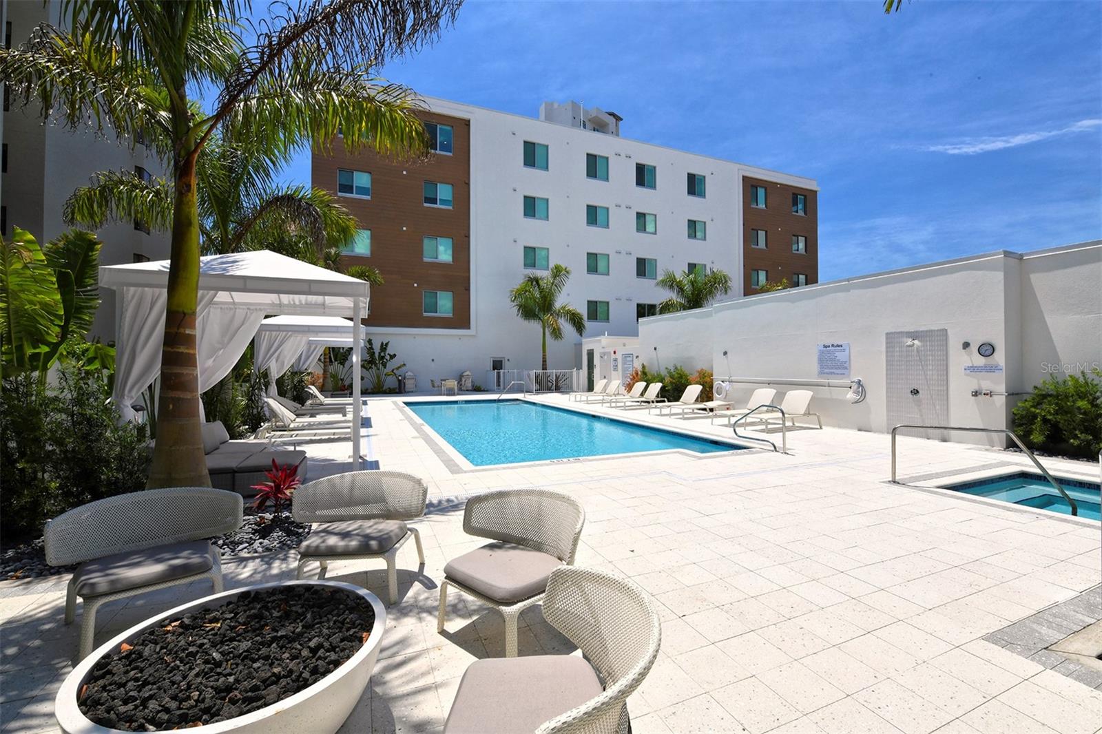 711 S PALM AVE #203, SARASOTA, FL, 34236