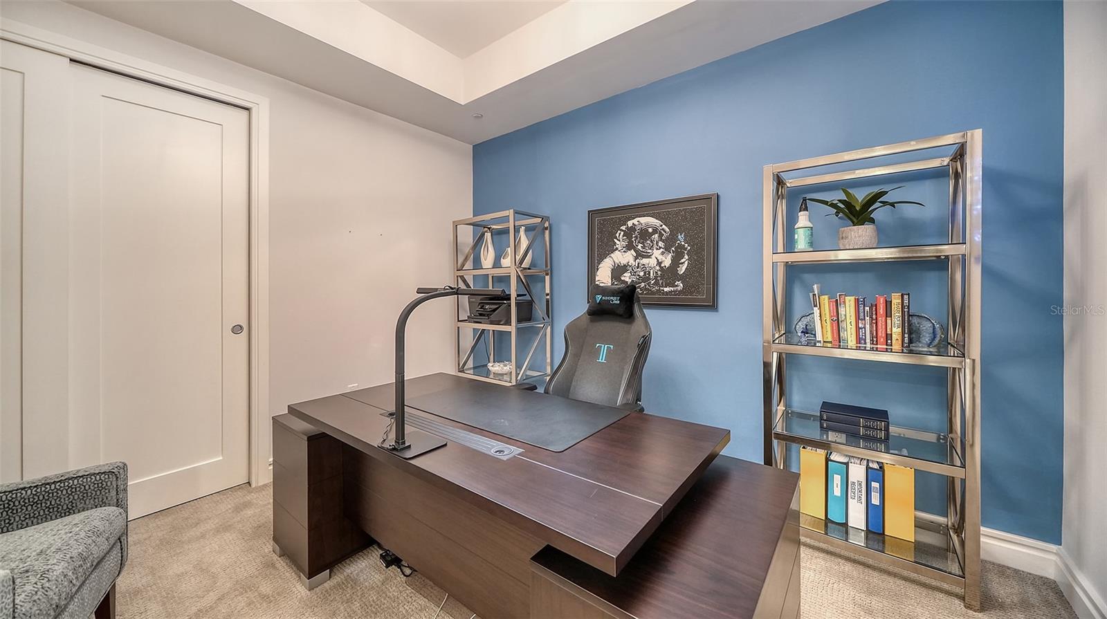711 S PALM AVE #203, SARASOTA, FL, 34236