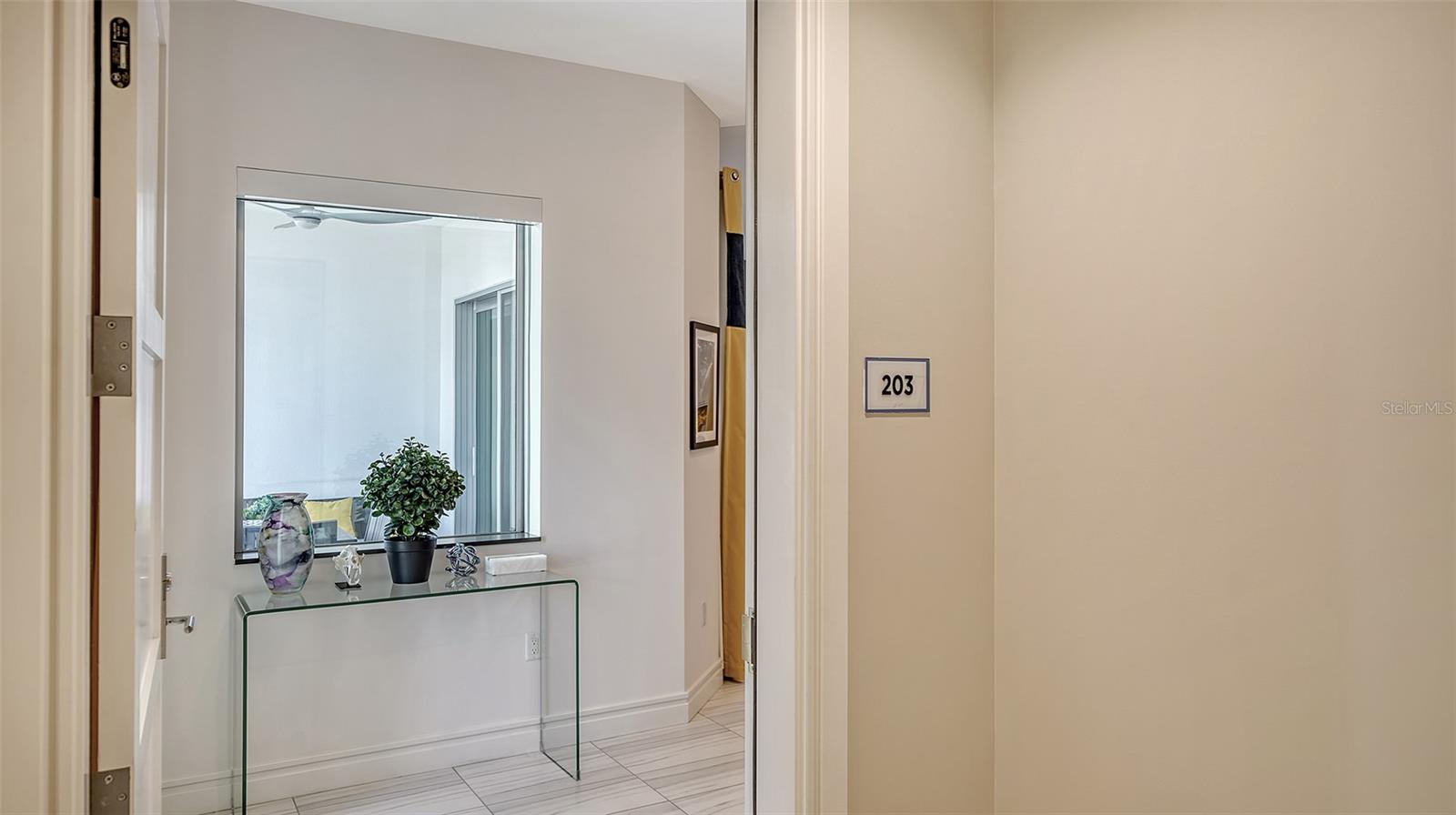 711 S PALM AVE #203, SARASOTA, FL, 34236