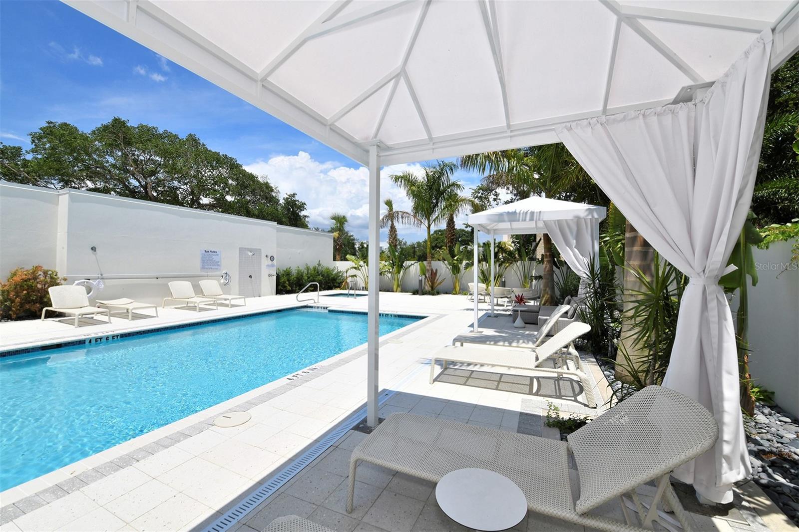 711 S PALM AVE #203, SARASOTA, FL, 34236